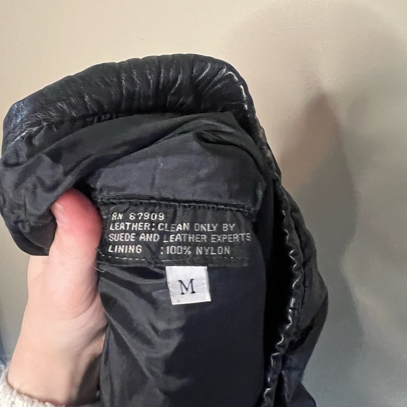 Vintage 90’s Pull on 100% Leather Pants - Picture 12 of 12